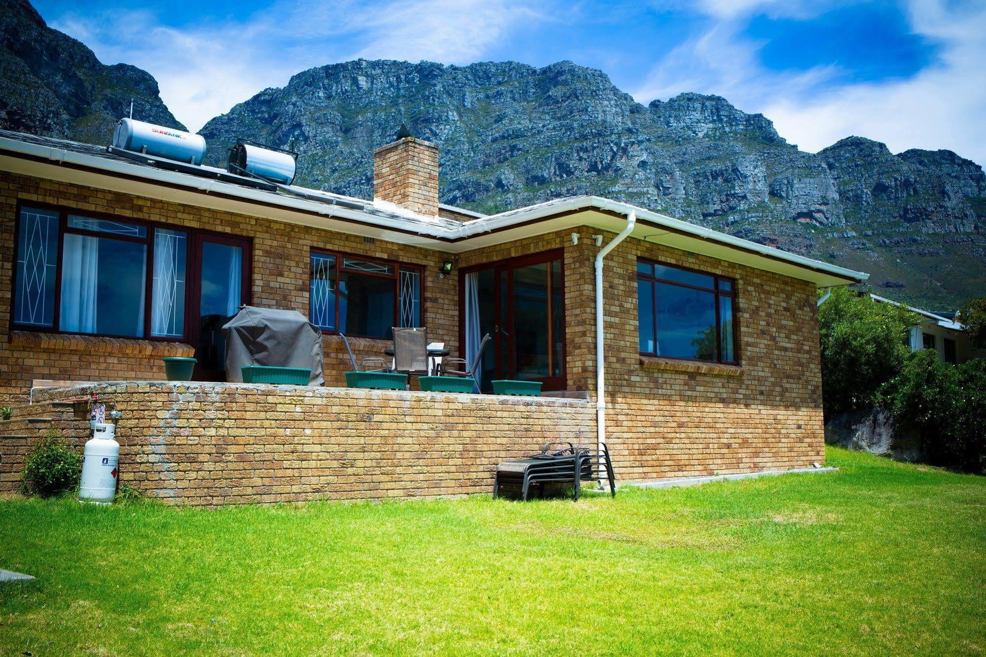 African Groove Camps Bay Cape Town Exterior photo